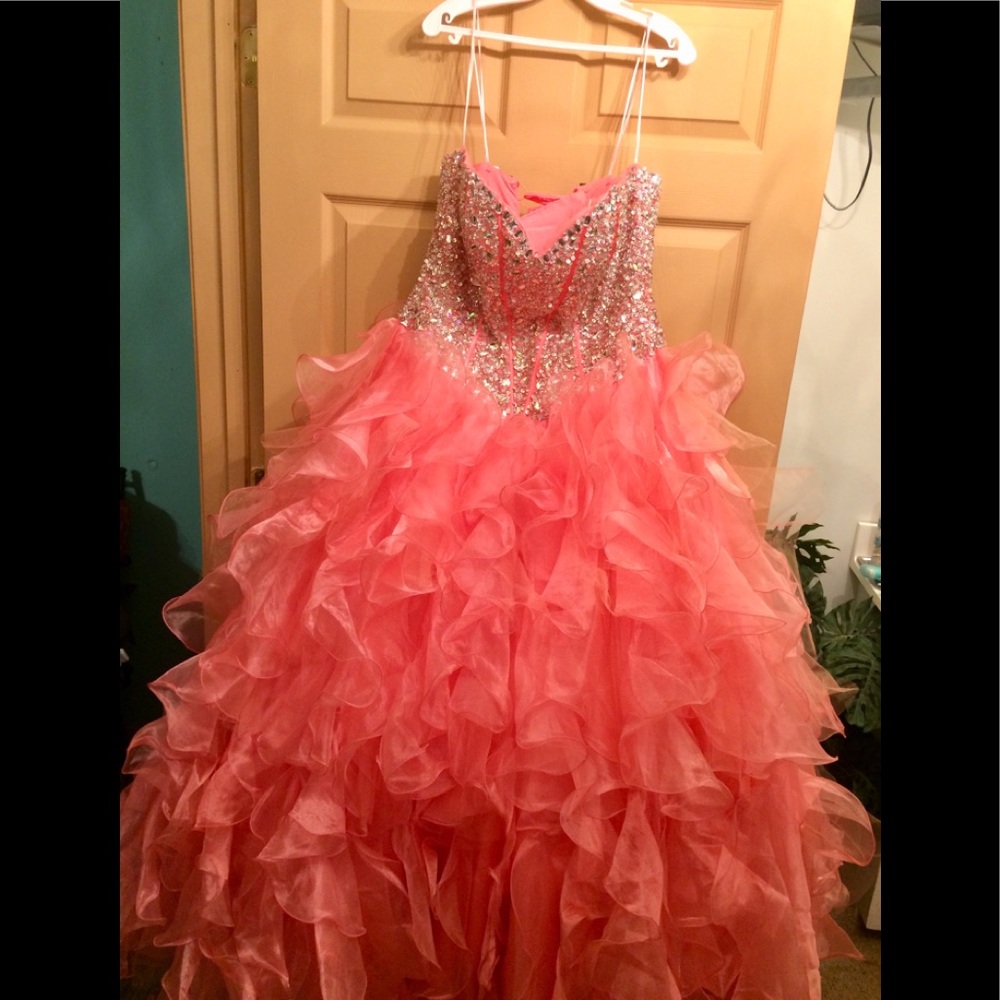 Peach XXL Eureka USA Strapless Formal Dress.